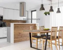 п образная Барселона