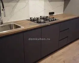 прямая кухня Фьюжен